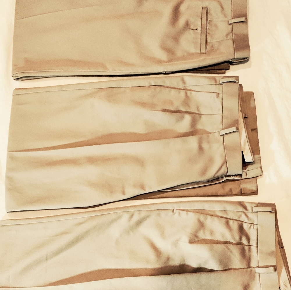 3 Pair bundle of Dockers Khacki slacks 36W x 34L